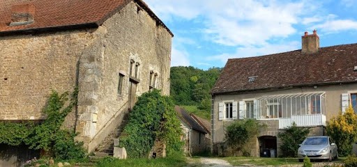 LA MAISON DIONYSIENNE, Location de Vacances à Saint-Denis-de-Vaux