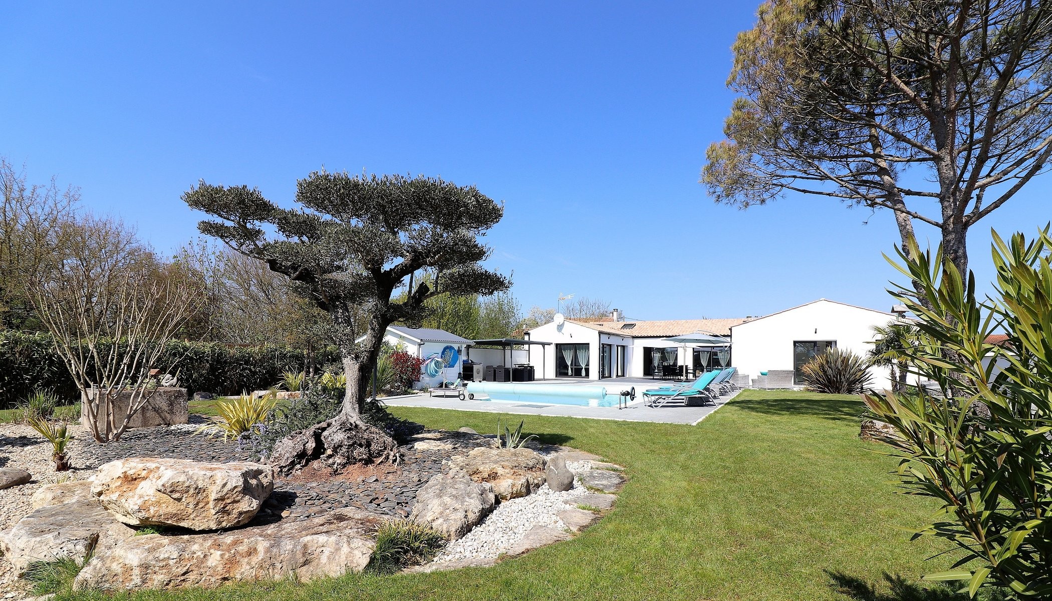 La Maisonnette du Bois, Chambre d'Hôtes au Thou