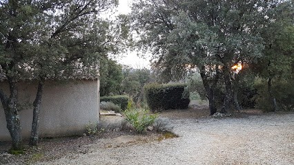 La Cerisaie, Chambre d'Hôtes à Saint-Saturnin-lès-Apt