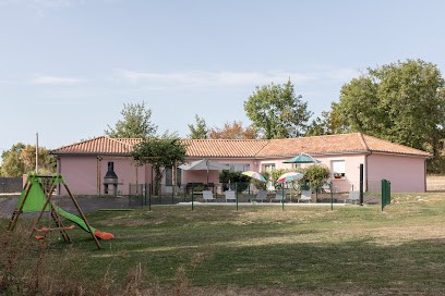 Gîte Les Serapias, Location de Vacances à Saint-Rabier