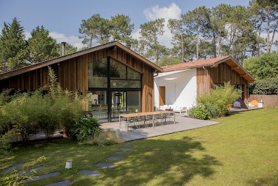 Salty Woods Lodge, Chambre d'Hôtes à Soustons