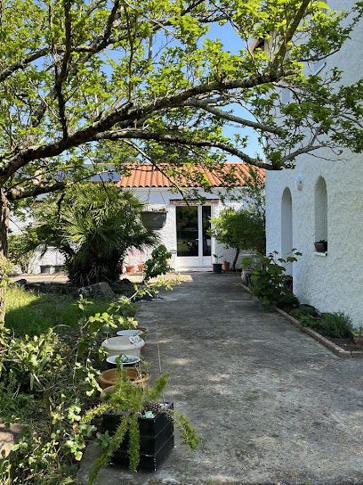 Sous Le Pin, Maison D'hôtes aux Sables-d'Olonne