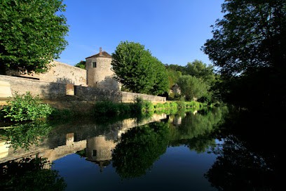 La Loge Noyers Sur Serein, Chambre d'Hôtes à Noyers