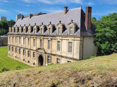 Fleur De Lys, Location De Vacances à Sedan