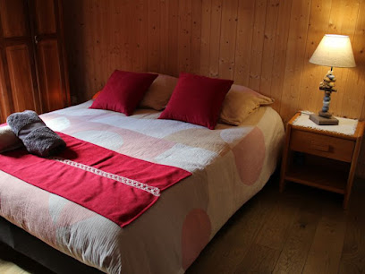 Le Tilleul En Cévennes - Chambres Et Table D'hôtes, Chambre D'hôtes à Saint-André-de-Lancize