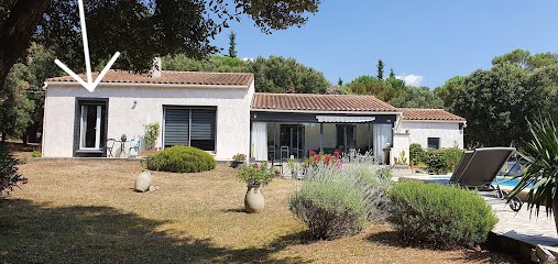 B&B La Maison Du Petit Bois, Chambre d'Hôtes à Ventenac-Cabardès