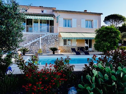 Gîte AXALY, Location de Vacances à Bidon