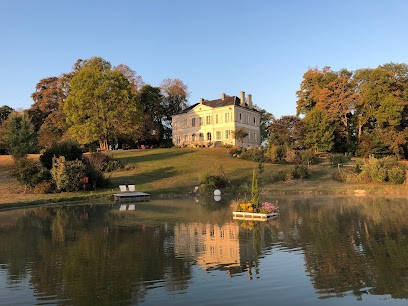 Chambres D'hôtes Au Château De Preuil, Chambre d'Hôtes à Vallenay