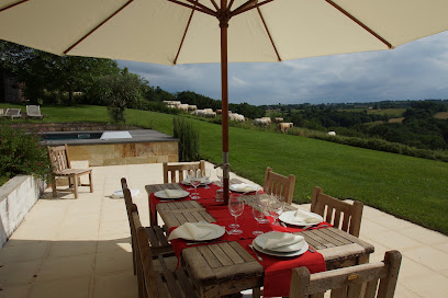 La Bistronomie De L' Auberge, Maison D'hôtes à Ozenx-Montestrucq