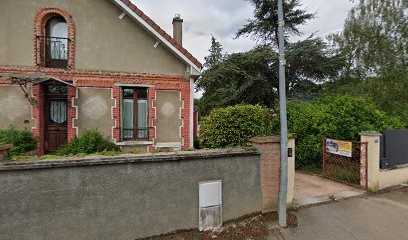 T2 proche Chartres Paris, Location de Vacances à Pierres