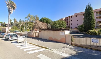 Lisa Jé, Location de Vacances à La Londe-les-Maures