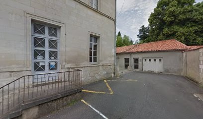 Vivs bed and breakfast, Chambre d'Hôtes à Civray