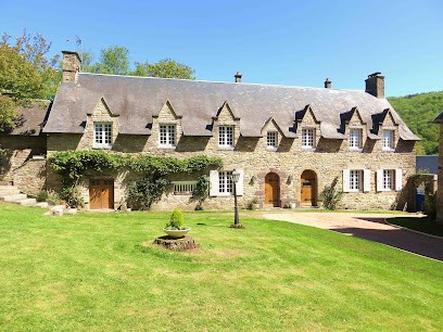LE MANOIR DE PLACY, Chambre d'Hôtes à Clécy
