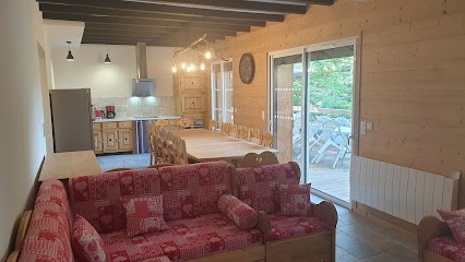 Chalet Florine, Location de Vacances à Laveissière