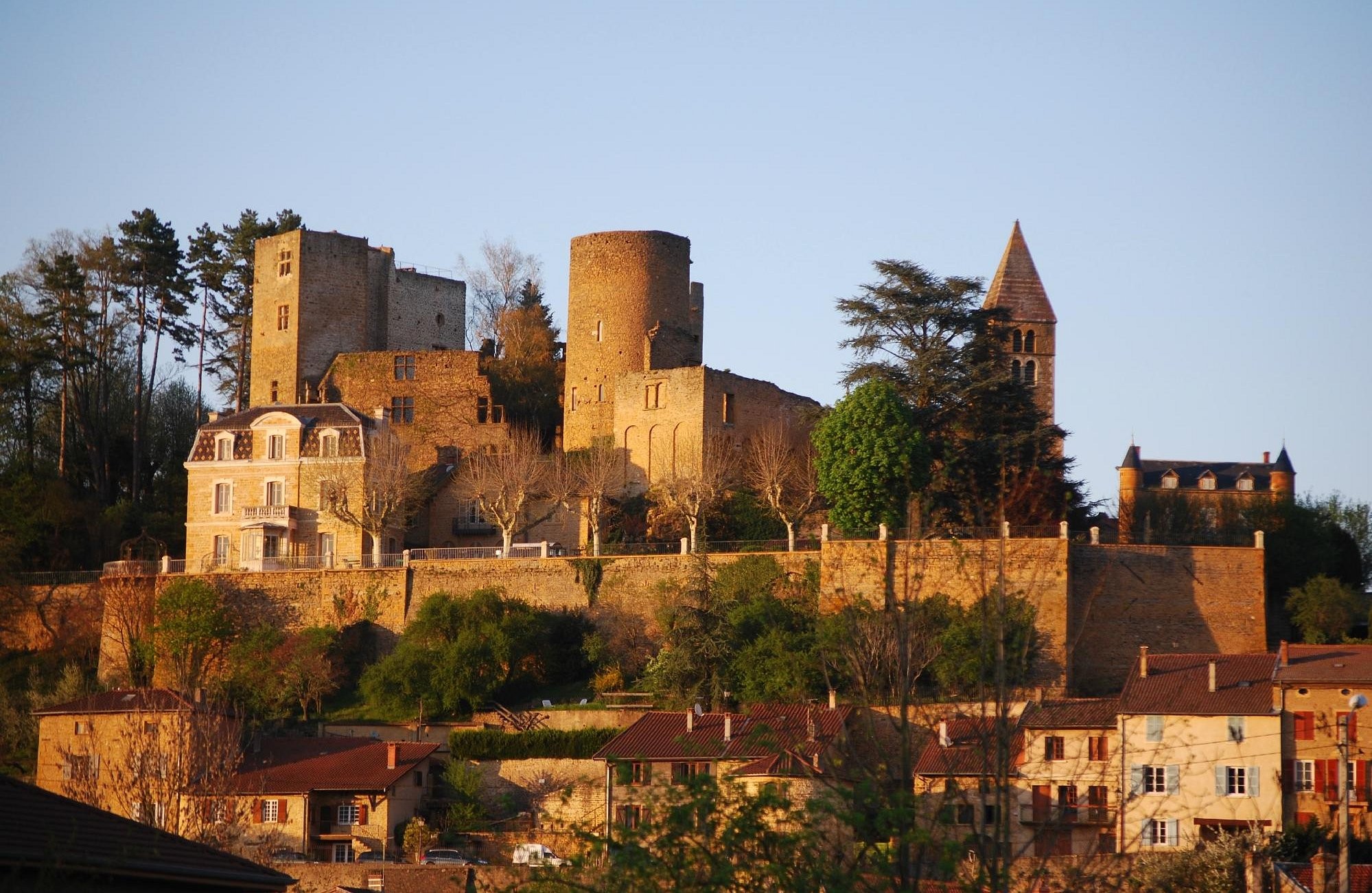 Bed and Breakfast Rhone Les Terrasses Dorées, Chambre d'Hôtes à Châtillon