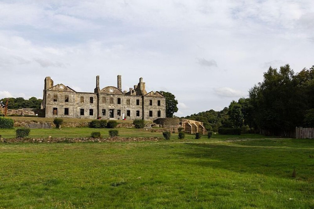 Chambre d'Hôtes Ancien Presbytère de Korneg, Chambre d'Hôtes à Mellionnec