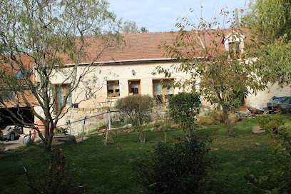 La Ferme Des Pas Finis, Chambre d'Hôtes à Lavilletertre