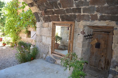 Mas De Mauras - Gîte Et Chambre, Chambre d'Hôtes à Lespéron