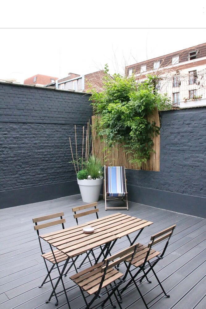 A & V Appart'hôtel, Location de Vacances à Lille
