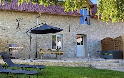 Au domaine de la Pivoine, Location de Vacances à Hautevesnes