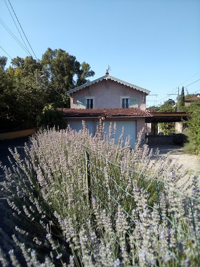 Bnb La Maison Des Lônes, Chambre d'Hôtes à Irigny