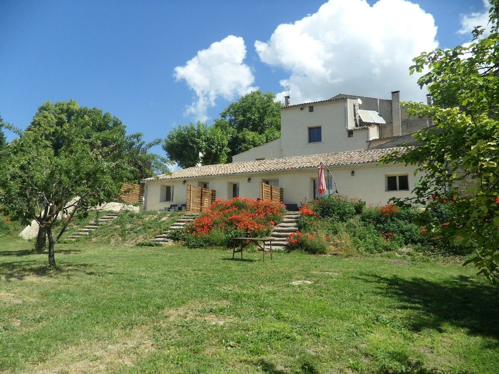 Les Ânes De Forcalquier, Chambre d'Hôtes à Forcalquier