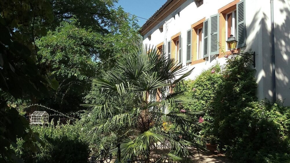 Domaine de Berthalay, Chambre d'Hôtes à Ambres