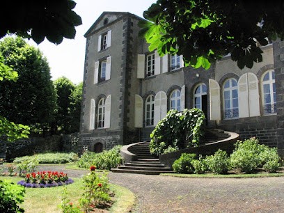 Oasis Le Domaine Des Possibles, Chambre d'Hôtes à Orcines