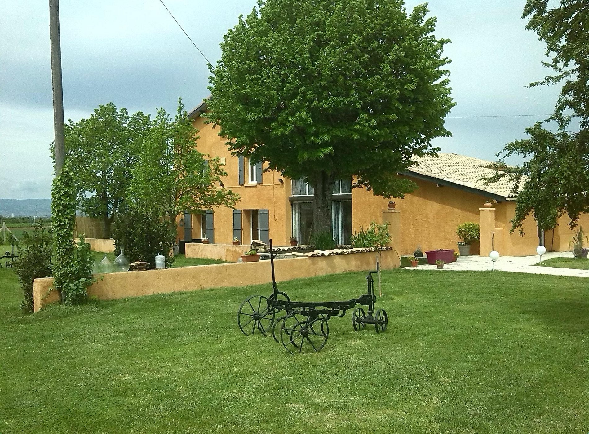 La Clé Des Champs - Bed And Breakfast, Chambre d'Hôtes à Chabeuil