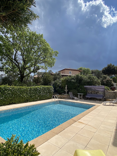 Villa Des Chênes Verts, Location De Vacances à Saint-Jean-du-Pin