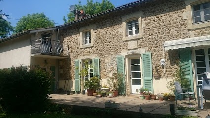 saule des bois, Maison d'Hôtes à Souvigné