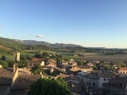 La Villa du Bonheur de Puy, Location de Vacances à Puy-Saint-Martin