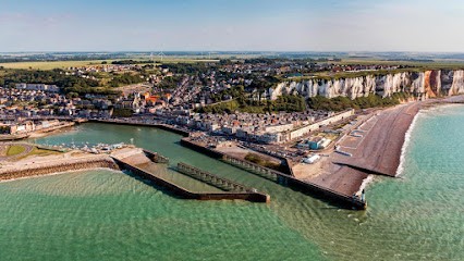 CHATEAU DOMAINE DE LA MOTTE Chambres d'hôtes et Gîte Baie de Somme, Chambre d'Hôtes à Saint-Quentin-la-Motte-Croix-au-Bailly