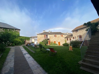 Les Caselles - Gîte et Chambres d'hôtes de charme Aveyron Millau, Chambre d'Hôtes à Saint-Beauzély