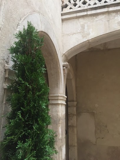 la cour, Chambre d'Hôtes à Nancy