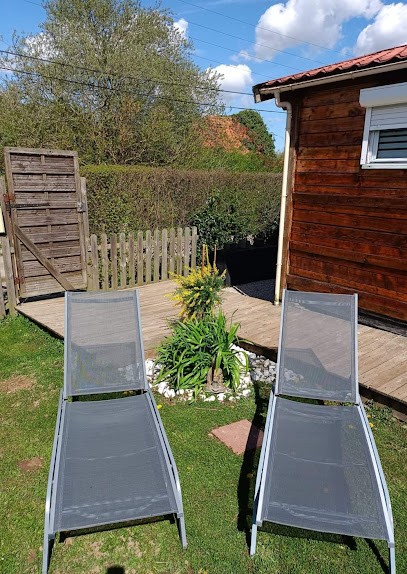 Au Chalet Spa & Détente, Chambre d'Hôtes à Éperlecques