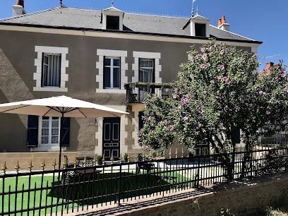 CHAMBRES D`HÔTES LE MELE, Chambre d'Hôtes à Préveranges