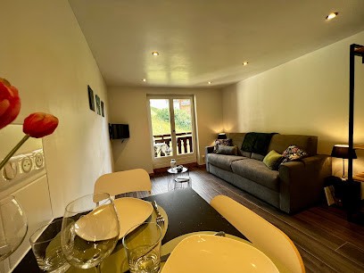 Chez Naomi - Studio Mirjam, Location de Vacances à Châtel