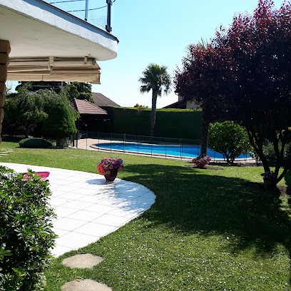 villa Juline, Chambre d'Hôtes à Genas