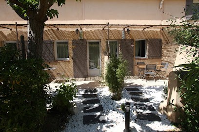 Clos de la font chambre d hôte gite, Chambre d'Hôtes à Mollégès