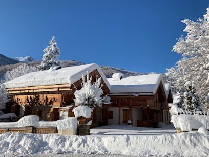 Les Chalets d'Hinouka, Location de Vacances à Saint-Chaffrey