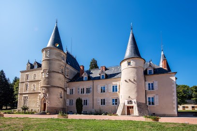 Château de Saint Alyre, Location de Vacances à Sanssat
