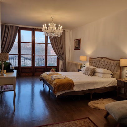 Pont Vieux Chambres D'hotes, Chambre D'hôtes à Confolens