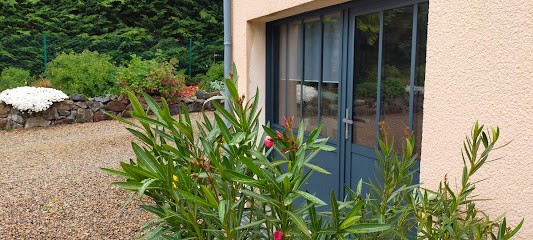 L'atelier De Mamie A Queuille, Chambre d'Hôtes à Queuille