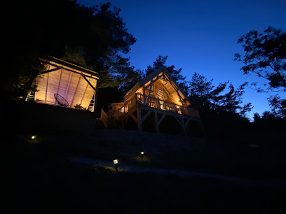 Chalet L'empreinte - Logement Insolite, Location De Vacances à Saint-Étienne-de-Tinée