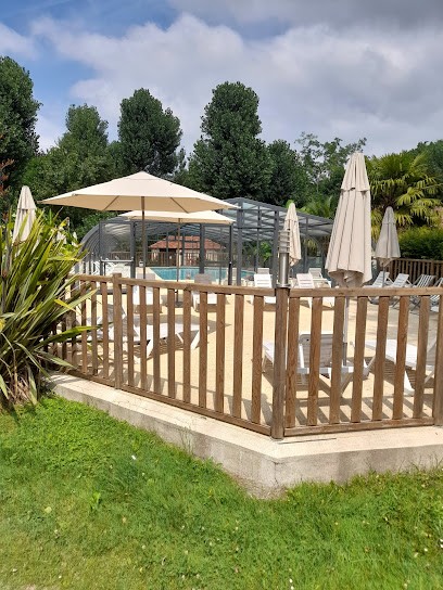 Peries Casari Rose-Marie Francoise, Chambre d'Hôtes à Fontenilles