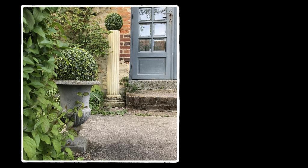 Manoir de Livet, Chambre d'Hôtes à Saint-Germain-de-Livet