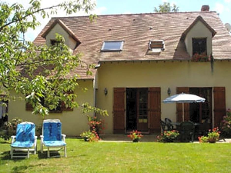 Tranquility Bed and Breakfast in Valley of Chevreuse, Chambre d'Hôtes à Magny-les-Hameaux