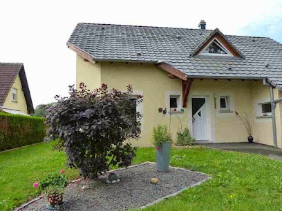 Chambre D'hôtes Lasantijohannaise, Chambre d'Hôtes à Saint-Jean-Kourtzerode