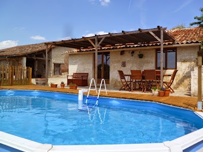 Martins' Lakes, Maison d'Hôtes à Saint-Barthélemy-de-Bellegarde